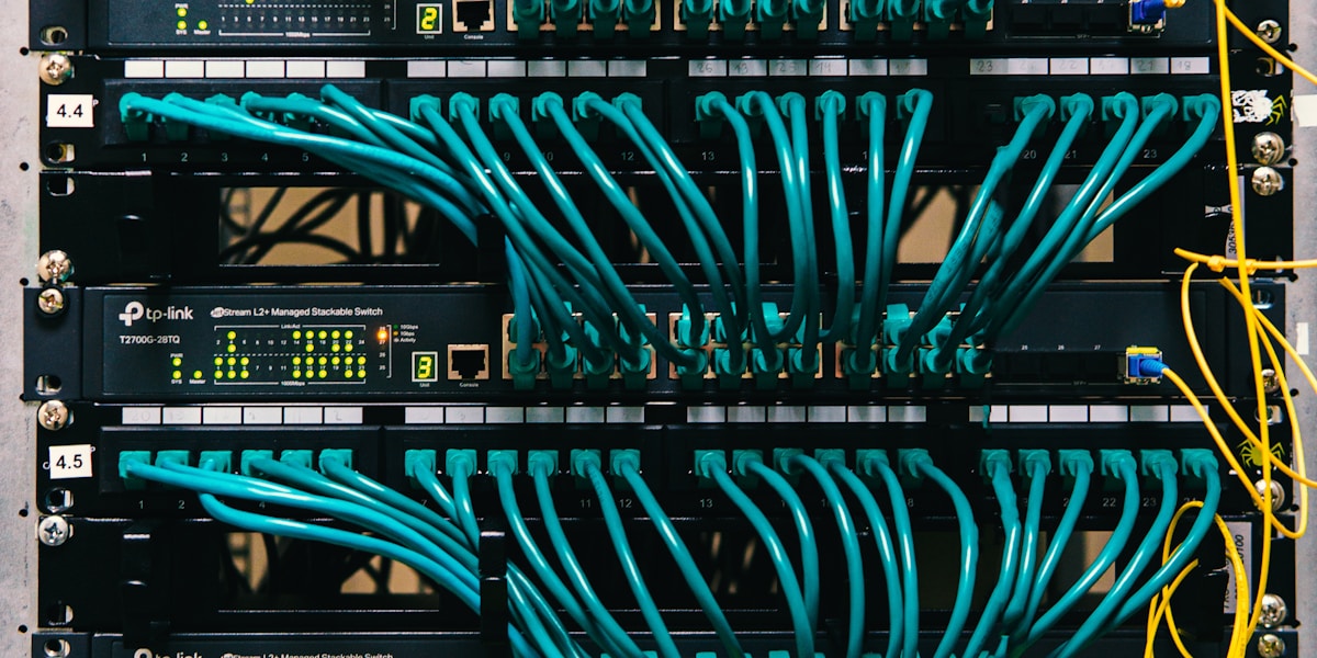 Fibra ottica o rame: quale cablaggio scegliere